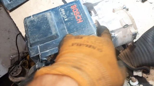 ОТБОЙНИК BOSCH GSH 11 E не включается - ремонт смотреть онлайн