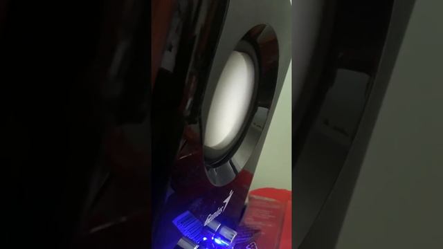 Boxe 2.1 Genius SW-2.1 375, 12W RMS смотреть онлайн