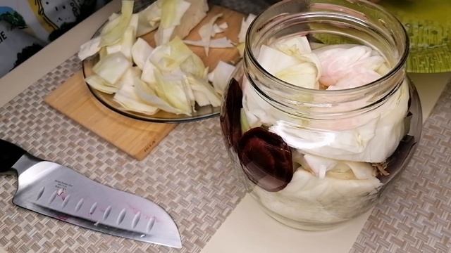 Квашеная капуста со свеклой и сельдереем смотреть онлайн