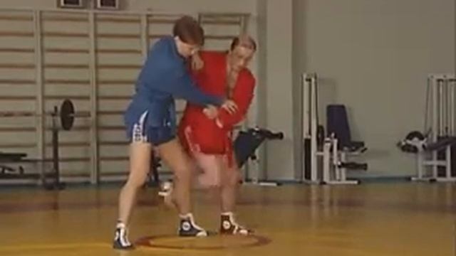 Комбинация передняя подножка + зацеп стопой снаружи смотреть онлайн