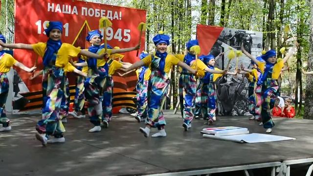 Студия танца Элевация 09.05.2016 "Художники" Тула Комсомольский парк смотреть онлайн