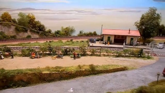 Музей игрушечных поездов в Рамбуйе | Musée Rambolitrain, Rambouillet смотреть онлайн