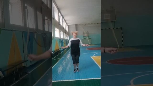 Стрибки на скакалці смотреть онлайн