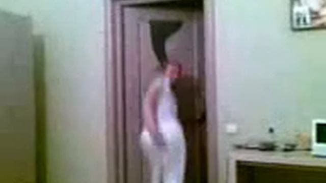 Вот как нужно шлёпать ... смотреть онлайн