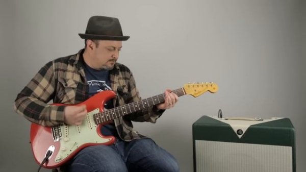 Telecaster vs Stratocaster - Which Guitar Do You like More?