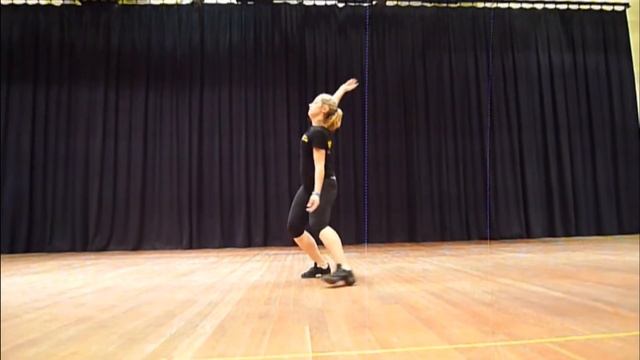 [HD] ZOUK Lady's Styling Improvisation by Renata Peçanha - Brazil Central/2009 смотреть онлайн