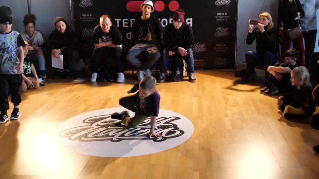 1/4 final bboy Симон vs Смирнов Леша - брейкданс чемпионат BBOY NATION FINALS 2020 смотреть онлайн