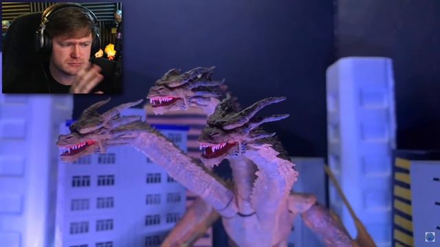 Reacting to KING GHIDORAH vs MECHA GODZILLA the STOP MOTION BATTLE! (Epic) смотреть онлайн