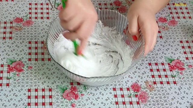 СЛАЙМ. ПРОСТОЙ РЕЦЕПТ. КАК СДЕЛАТЬ / SLIME. A SIMPLE RECIPE. HOW TO DO IT смотреть онлайн