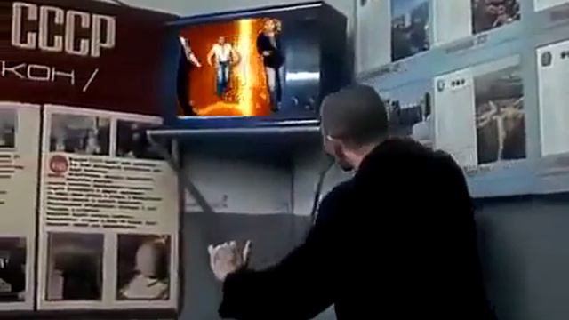 ЧТО СЛУШАЮТ В ТЮРЬМЕ БЛАТНЫЕ ПАХАНЫ смотреть онлайн