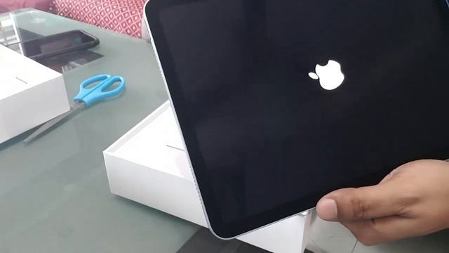 Apple iPad Air Unboxing смотреть онлайн