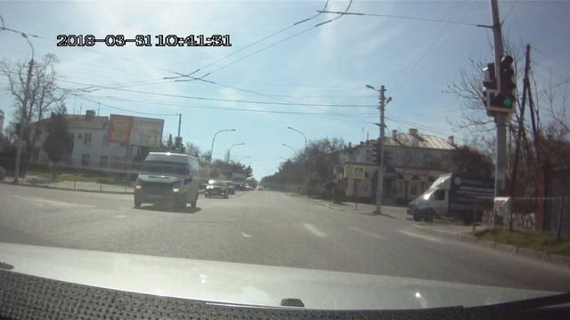 Без очереди! Сильно надо! Пусть месные в очереди стоят! смотреть онлайн