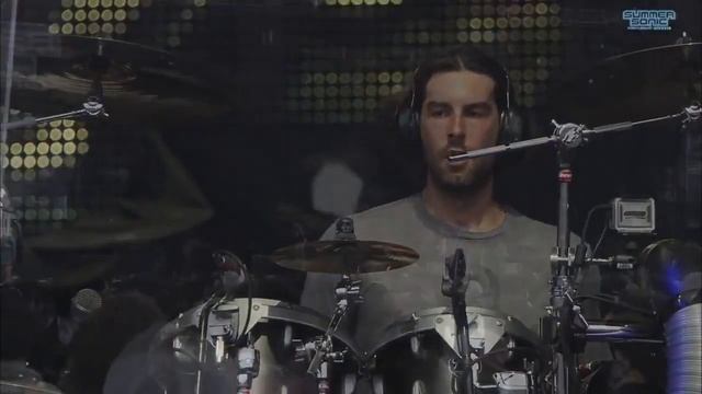 Linkin Park - Lost In The Echo (Live in Tokyo 2013) HD смотреть онлайн