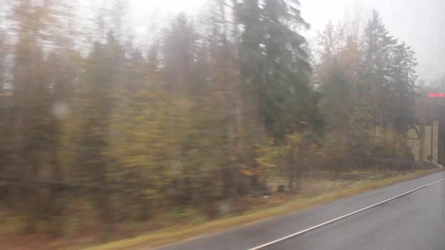 Из Новопетровского в Сычево - октябрьским туманным утром едем по пустой Волоколамке на автобусе №41 смотреть онлайн