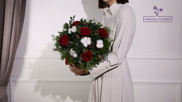 Новогодний букет Сочельник размер М смотреть онлайн