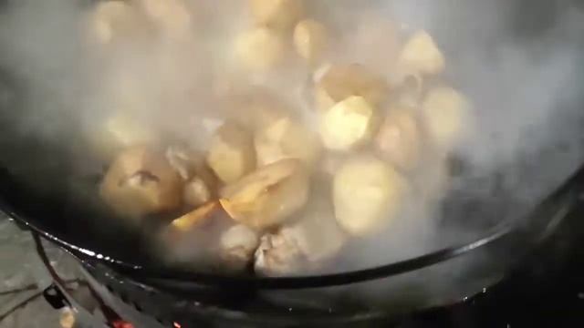 казан-кебаб с куриным мясом в казане
