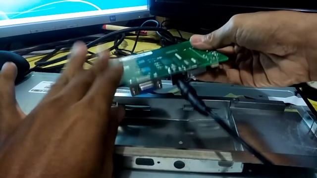 MEMPERBAIKI MONITOR KOMPUTER MATI TOTAL KASUS SHORT смотреть онлайн