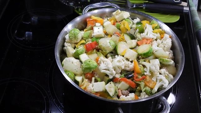 РАГУ С ОВОЩАМИ и куриным фаршем. Идеальное блюдо для УЖИНА. Куриный Суп с овощами. смотреть онлайн