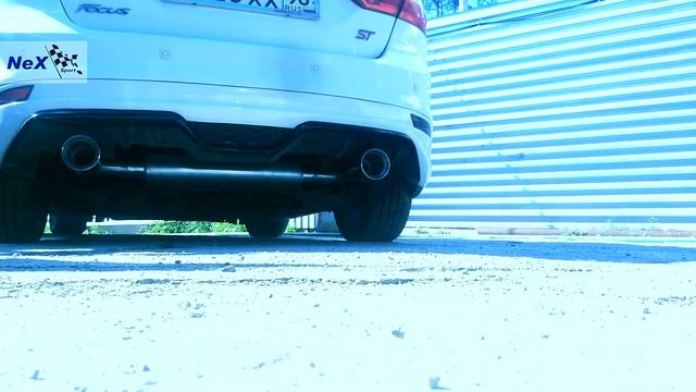 NeX® Ford Focus III Sedan. ЭКСКЛЮЗИВ! Звук V6-Style. Глушитель раздвоенный & Накладка Zetec S. смотреть онлайн