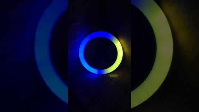Кольцевая лампа RGB LED MJ33 смотреть онлайн