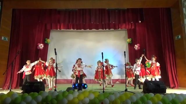Ярмарка! Ярмарка! Все идем на ярмарку! смотреть онлайн