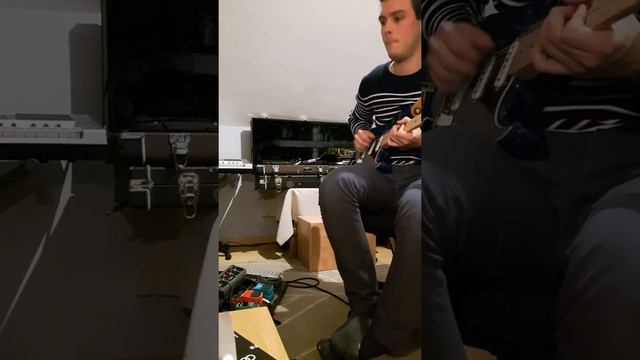Line 6 Q tron filter sound / Jam in E смотреть онлайн