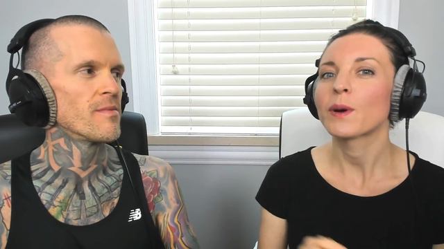 How to Write Uplifting Bass Lines - Music Theory from Black Eyed Peas “Be Nice” смотреть онлайн