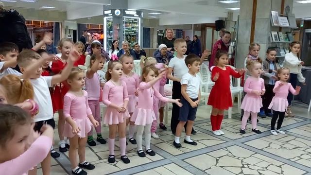 День рождения Деда Мороза смотреть онлайн