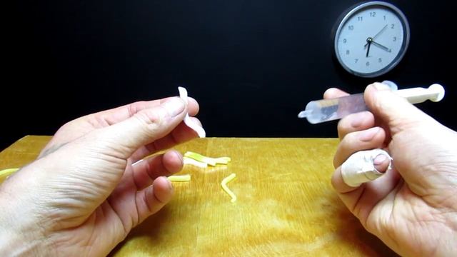 Идея, как сделать снежинку из обрезков потолочного плинтуса. Новогодние поделки своими руками. смотреть онлайн