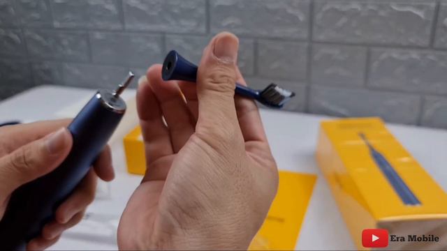 Realme M1 Sonic Electric Toothbrush - Unboxing смотреть онлайн