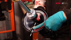 SUZUKI Grand Vitara - FRONT - Передние амортизаторы KYB установка