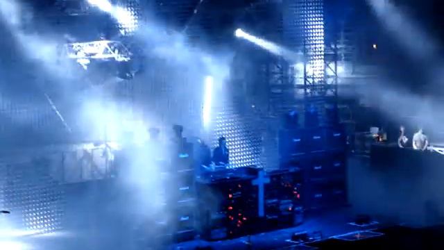 Justice - Civilization@Arènes de Nîmes 19/07/12 смотреть онлайн