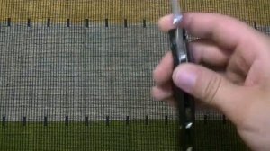 Как раскрутить фиксатор резьбы ?