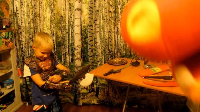 Игрушки для мальчиков. Рыцарские доспехи и средневековое оружие!!!)))) смотреть онлайн