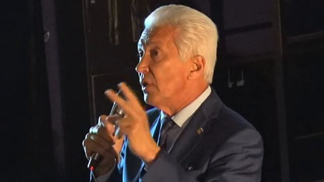 Васильев В А в кт Октябрь смотреть онлайн
