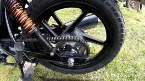 Смазка цепи Bajaj Boxer 125. Чем промываю и смазываю. Преимущество защиты цепи.