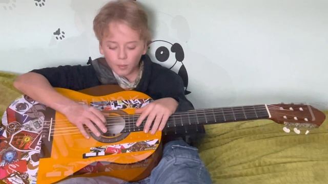Jingle Bells ? Guitar Melodies. Рождественские песни под гитару. смотреть онлайн