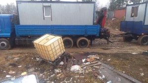 Пока дороги на Апрельской просушке,перевожу бытовки.Манипулятор с прицепом #манипулятор #прицеп