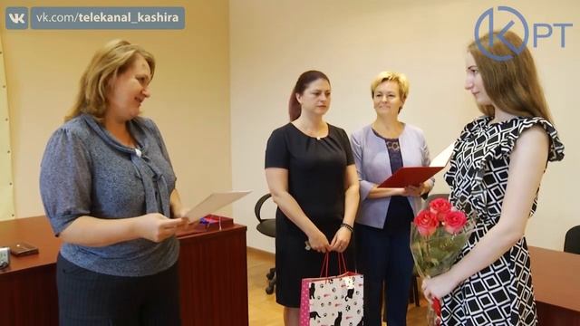 ТОРЖЕСТВЕННОЕ ВРУЧЕНИЕ КЛЮЧЕЙ ОТ КВАРТИРЫ смотреть онлайн