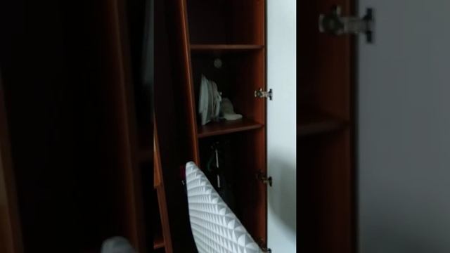 Встроенная гладильная доска DoskaTreska. Видео-отзыв. смотреть онлайн