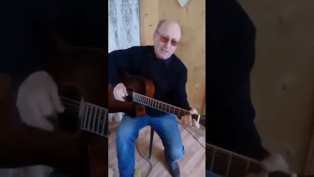 Булат Окуджава, "А мы с тобой, брат, из пехоты". Поет Владимир Курмышкин смотреть онлайн