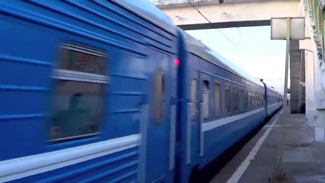 ЧС7-023 с поездом №39 "Москва – Полоцк" смотреть онлайн