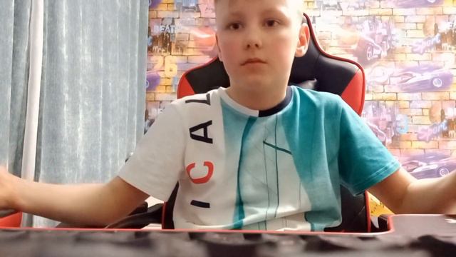 Мой первый трек😇🤑 смотреть онлайн