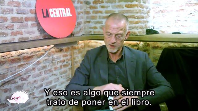 Gerbrand Bakker: "Nos definimos más por nuestras fantasías que por nuestros actos" смотреть онлайн