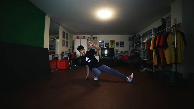 How to Start Breakdance - 1 STEP TUTORIAL смотреть онлайн