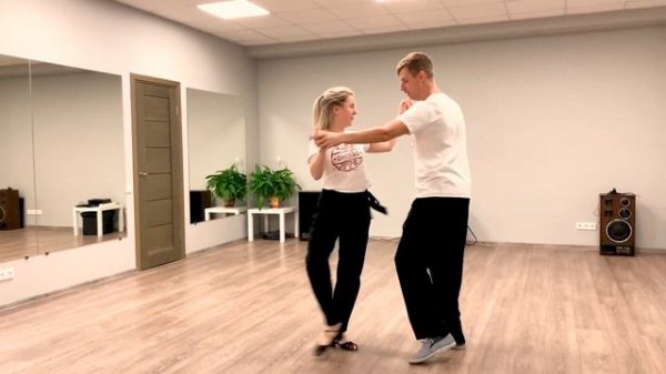 Modern Swing / West Coast Swing improvisation: Linards & Evija