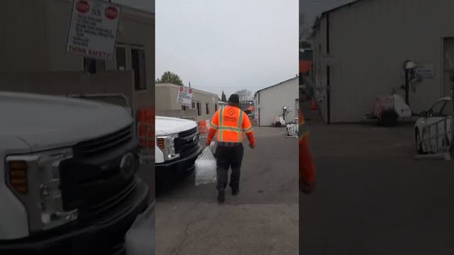 The Day Of A TRAFIQUERO (Traffic Controller) смотреть онлайн