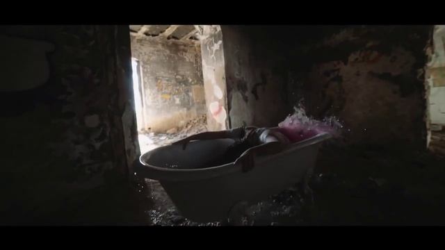 SPANISH TWERK 2 REVOLUTION смотреть онлайн