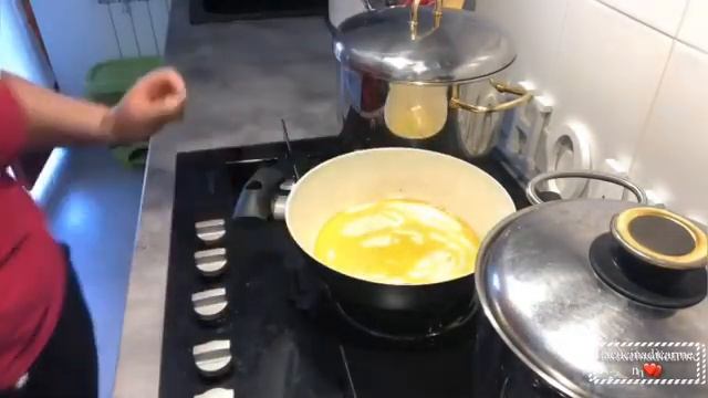 VOLG//TRA LAVATRICI E CUCINA??