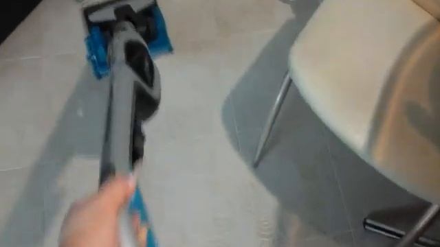 Пылесос Philips Power Pro Aqua FC6408 смотреть онлайн